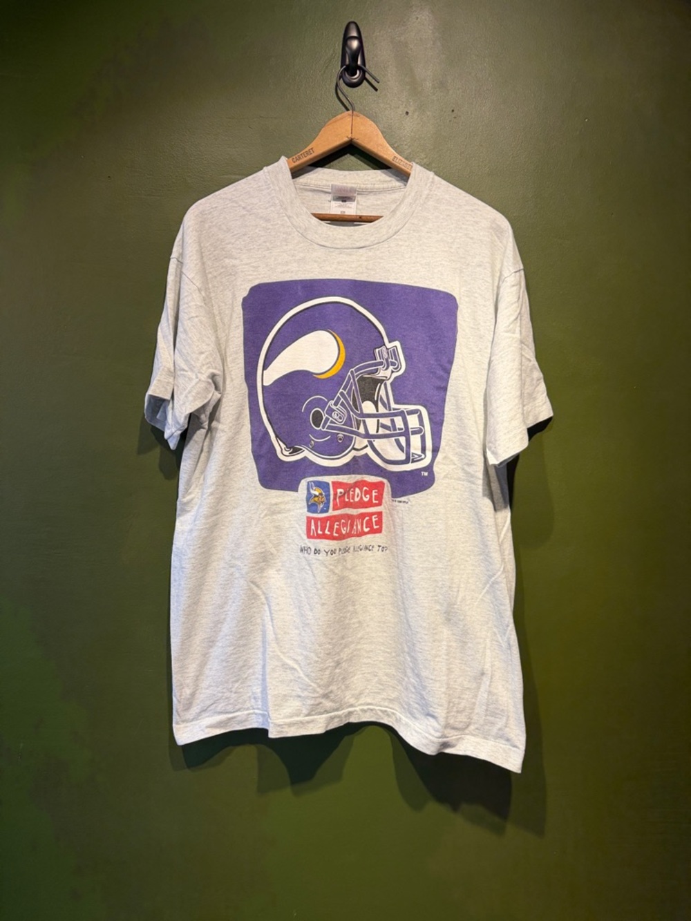 Vintage Minnesota Vikings Graphic T-Shirt